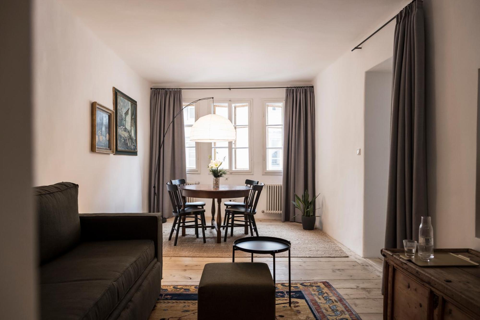 Hotel Goldenstern Townhouse Bolzano Esterno foto